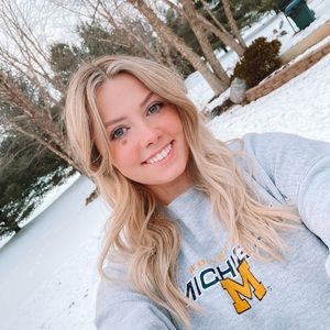 Meet your Posher, Lisa
